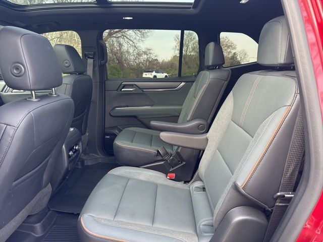 2024 GMC Acadia AT4