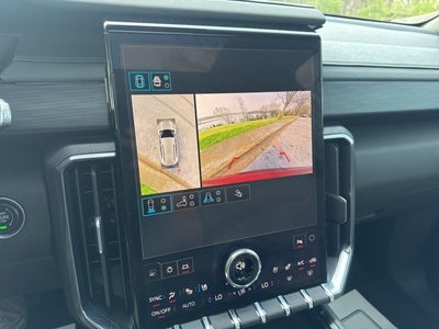 2024 GMC Acadia AT4