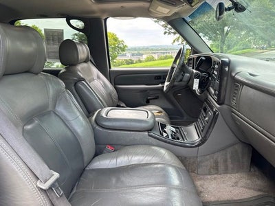 2002 GMC Yukon XL Denali