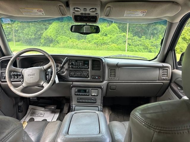 2002 GMC Yukon XL Denali