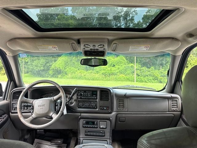 2002 GMC Yukon XL Denali
