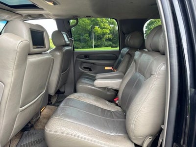 2002 GMC Yukon XL Denali