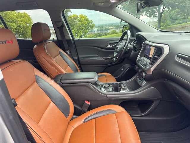 2020 GMC Acadia AT4
