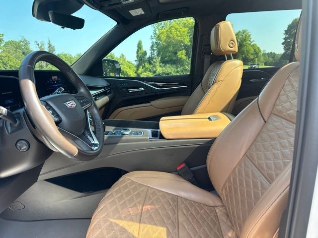 2022 Cadillac Escalade Sport
