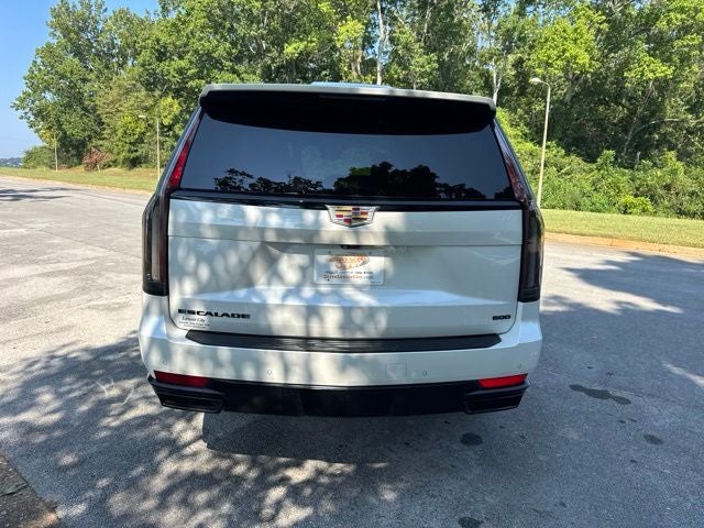 2022 Cadillac Escalade Sport