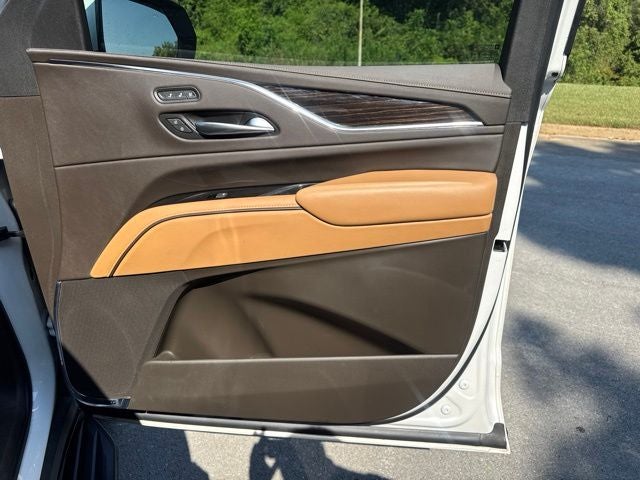 2022 Cadillac Escalade Sport