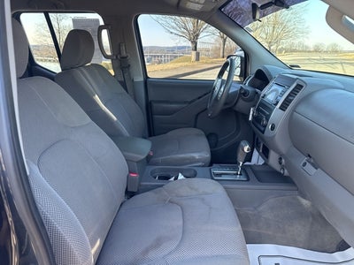 2017 Nissan Frontier SV