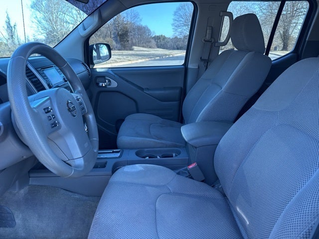 2017 Nissan Frontier SV