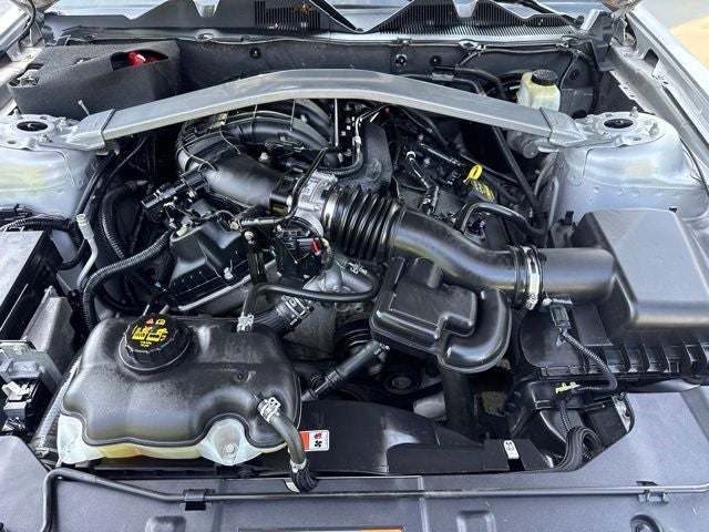 2014 Ford Mustang V6