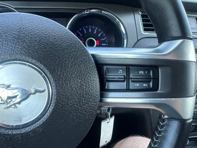 2014 Ford Mustang V6