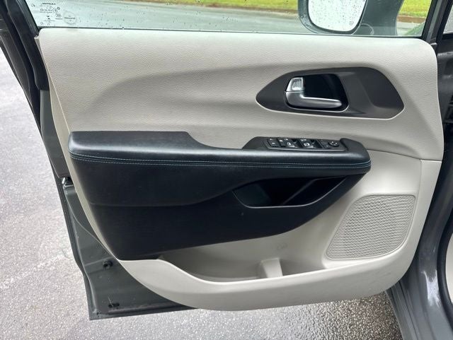 2021 Chrysler Pacifica Touring