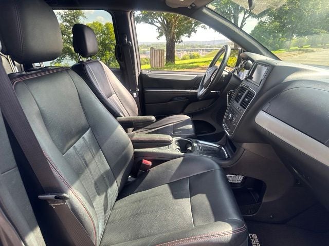 2016 Dodge Grand Caravan R/T
