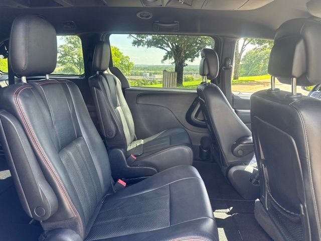 2016 Dodge Grand Caravan R/T