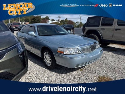 2008 Lincoln Town Car Signature Limited