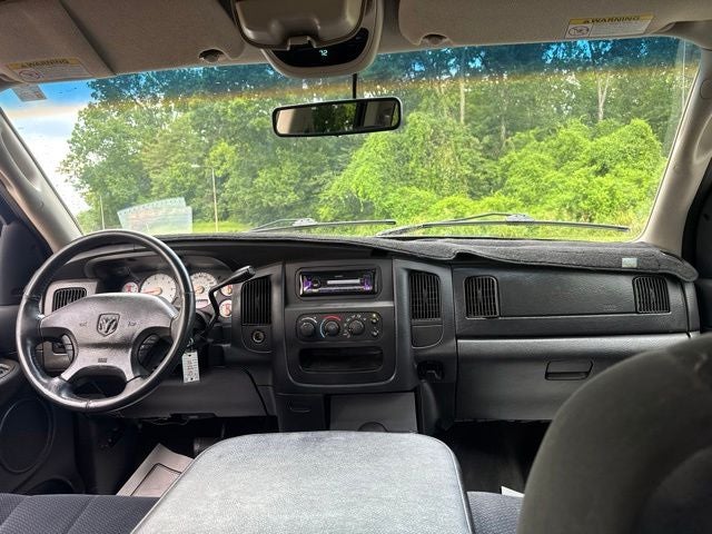 2002 RAM 1500 SLT 140 WB