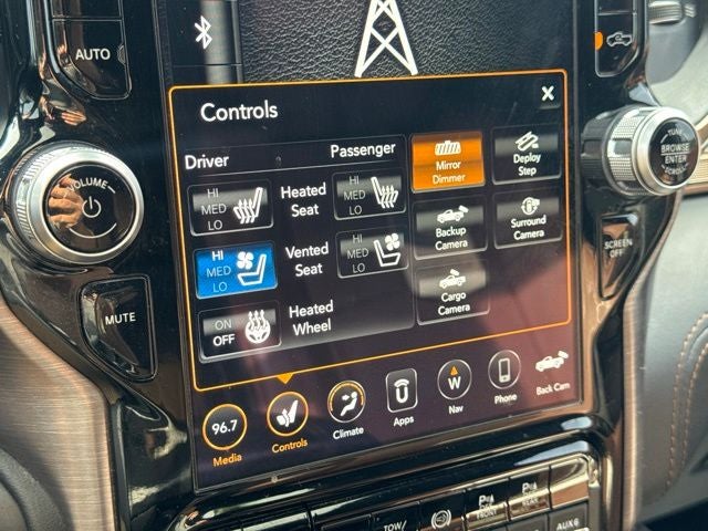 2020 RAM 3500 Laramie Longhorn