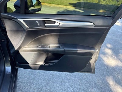 2019 Ford Fusion SE