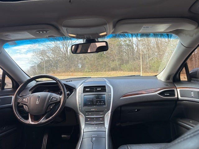 2014 Lincoln MKZ Base