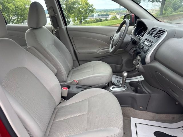 2014 Nissan Versa 1.6 SV