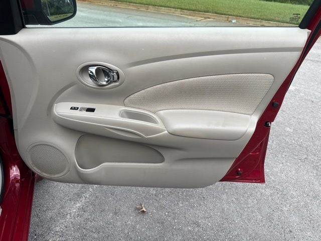 2014 Nissan Versa 1.6 SV