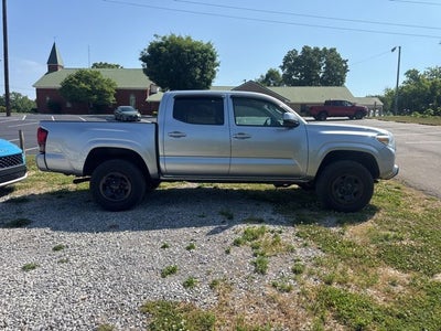 2022 Toyota Tacoma SR V6