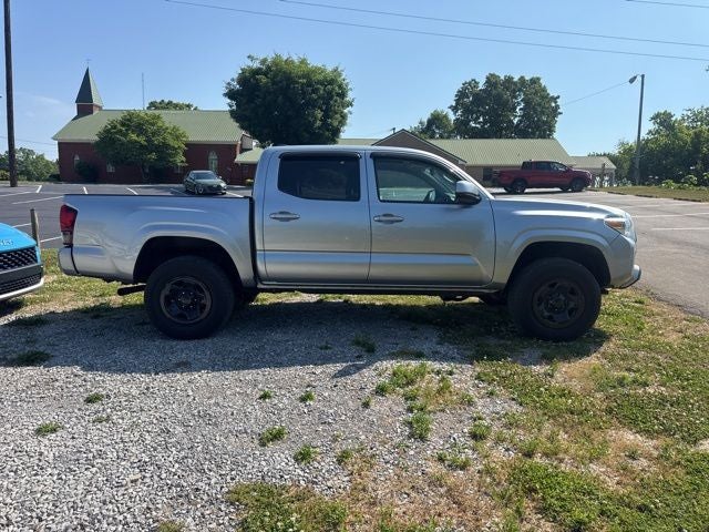 2022 Toyota Tacoma SR V6