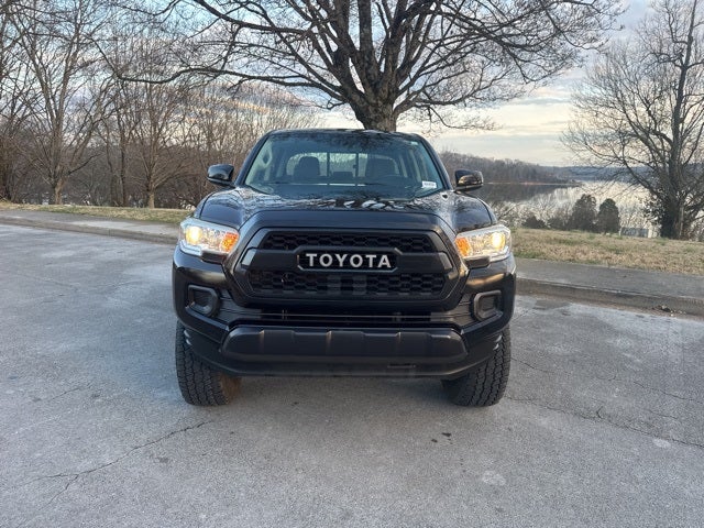 2017 Toyota Tacoma SR V6