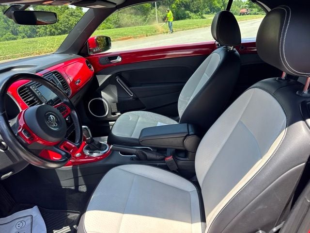 2017 Volkswagen Beetle 1.8T SE
