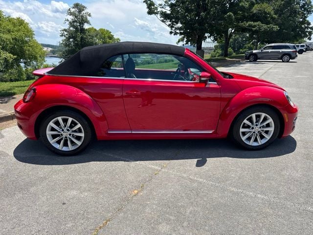 2017 Volkswagen Beetle 1.8T SE