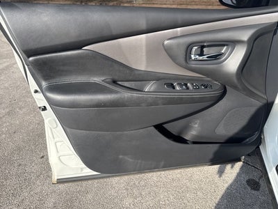 2022 Nissan Murano SV