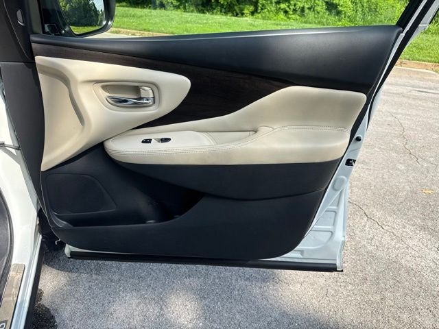 2023 Nissan Murano Platinum