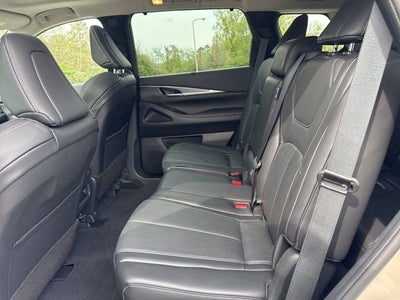 2024 INFINITI QX60 LUXE