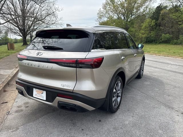 2024 INFINITI QX60 LUXE