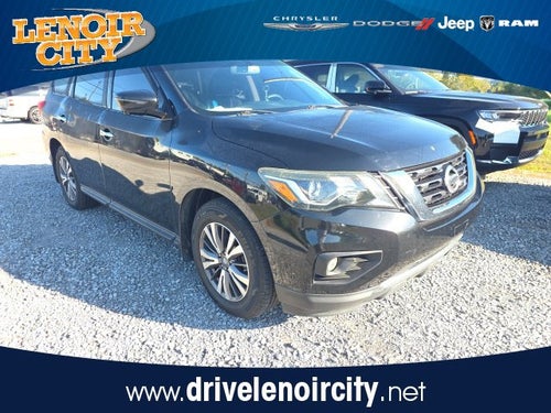 2017 Nissan Pathfinder SL