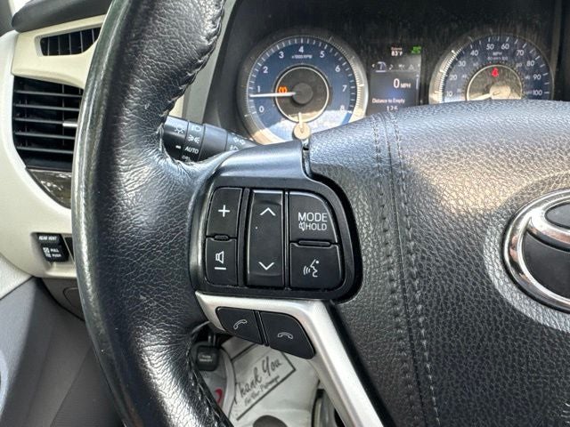 2019 Toyota Sienna XLE 8 Passenger