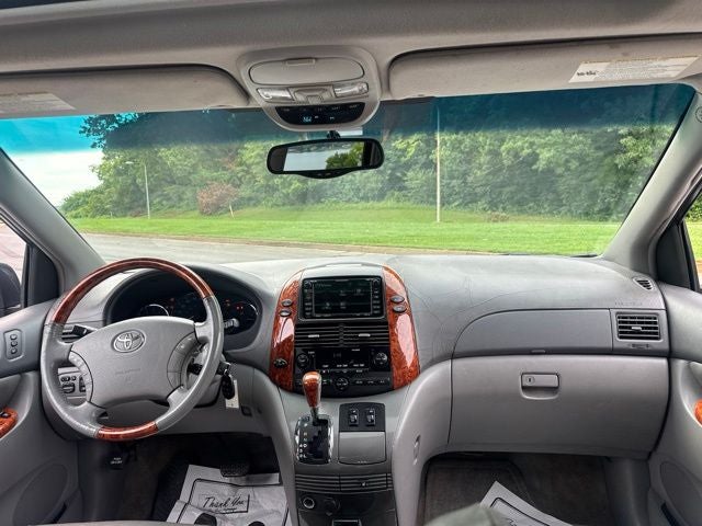 2006 Toyota Sienna XLE