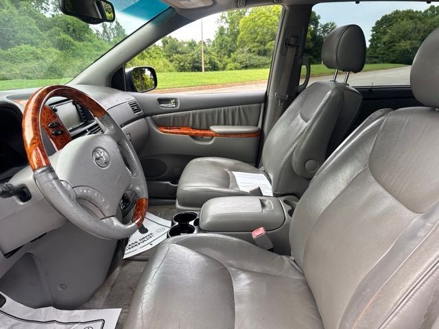 2006 Toyota Sienna XLE