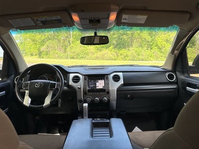 2017 Toyota Tundra SR5