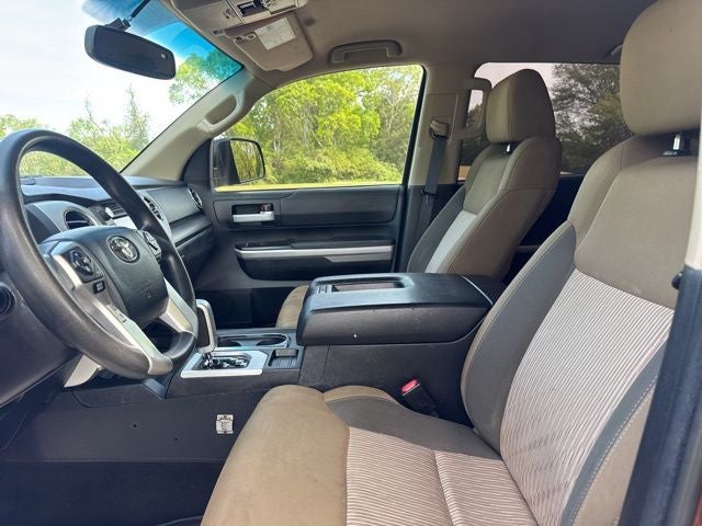 2017 Toyota Tundra SR5