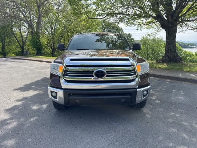 2017 Toyota Tundra SR5