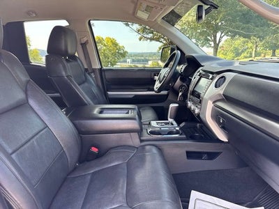 2017 Toyota Tundra SR5