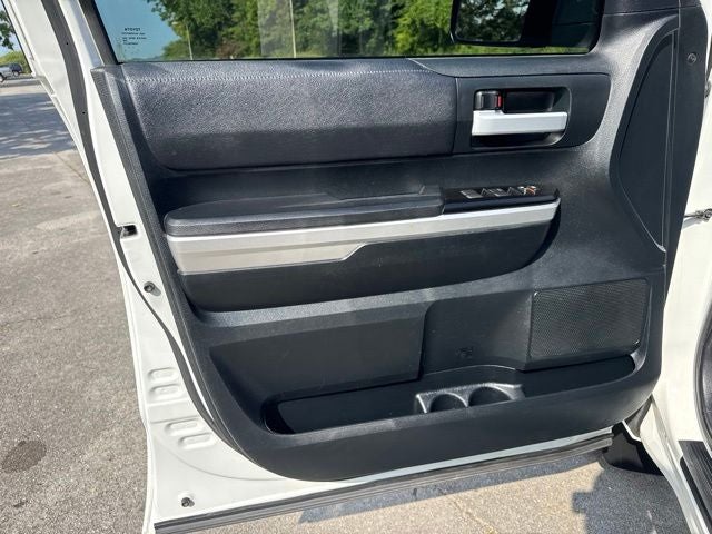 2017 Toyota Tundra SR5