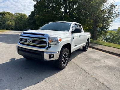2017 Toyota Tundra SR5