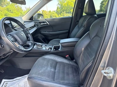 2022 Mitsubishi Outlander Black Edition
