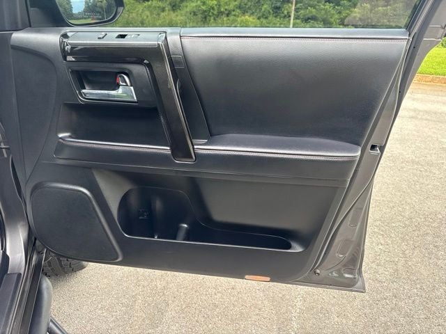 2020 Toyota 4Runner Venture