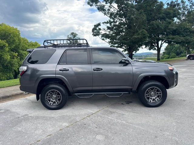 2020 Toyota 4Runner Venture
