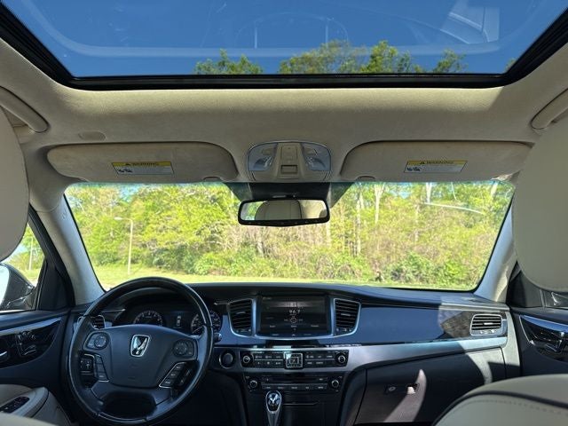 2016 Hyundai Equus Signature