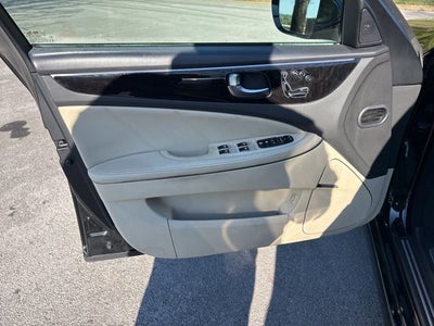 2016 Hyundai Equus Signature