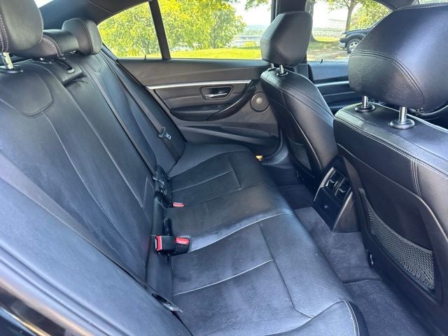 2018 BMW 3 Series 330i xDrive