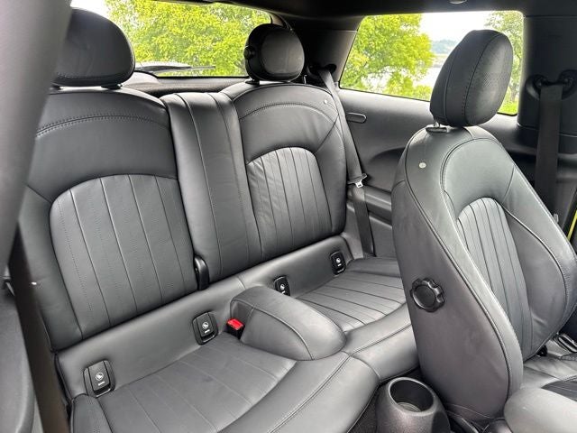2023 MINI John Cooper Works Base